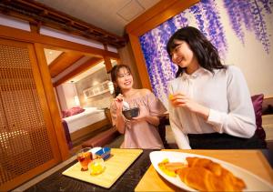 HOTEL Us Kouroen - Nearby Attractions