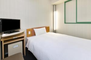 R&B Hotel Kumagaya Ekimae - Parking and Accessibility