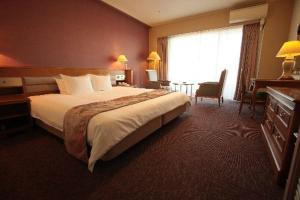 Sendai Hills Hotel - Public Bath Hours and Policies