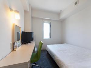 Super Hotel Kofu Showa Inter - Staff and Service Quality