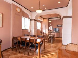 Tabist Hotel Sankoen - Transportation and Getting Around