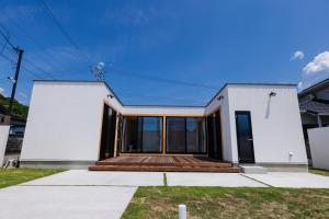 VILLA SOUTH COAST SHIMA - Guest Services and Policies