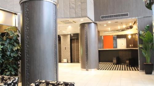 APA Hotel Fukuoka Yukuhashi Ekimae - Room Features and Comfort