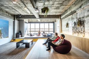 Birupaku - Amenities and Services