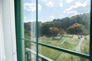 Blue Ridge Hotel - Accommodations and Room Types
