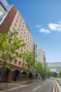 Dukes Hotel Hakata - Location and Accessibility