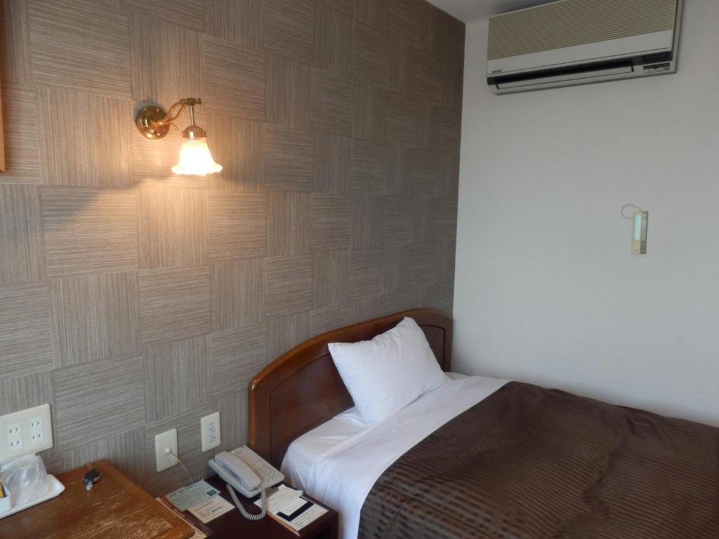 Famy Inn Makuhari Review