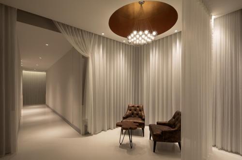 FFFFFF Hotel - Hotel Overview