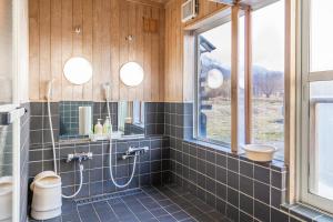 Funny Inn - Good To Know