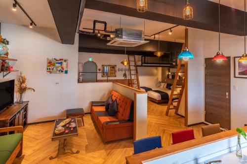 Good Day Hotel - Accommodation Details