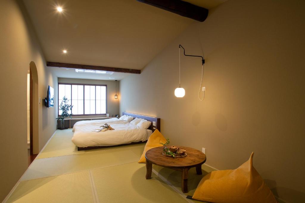 Guest House - Good To Know