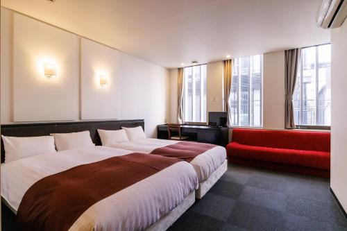 Hotel Fosse Himeji - Room Types and Amenities