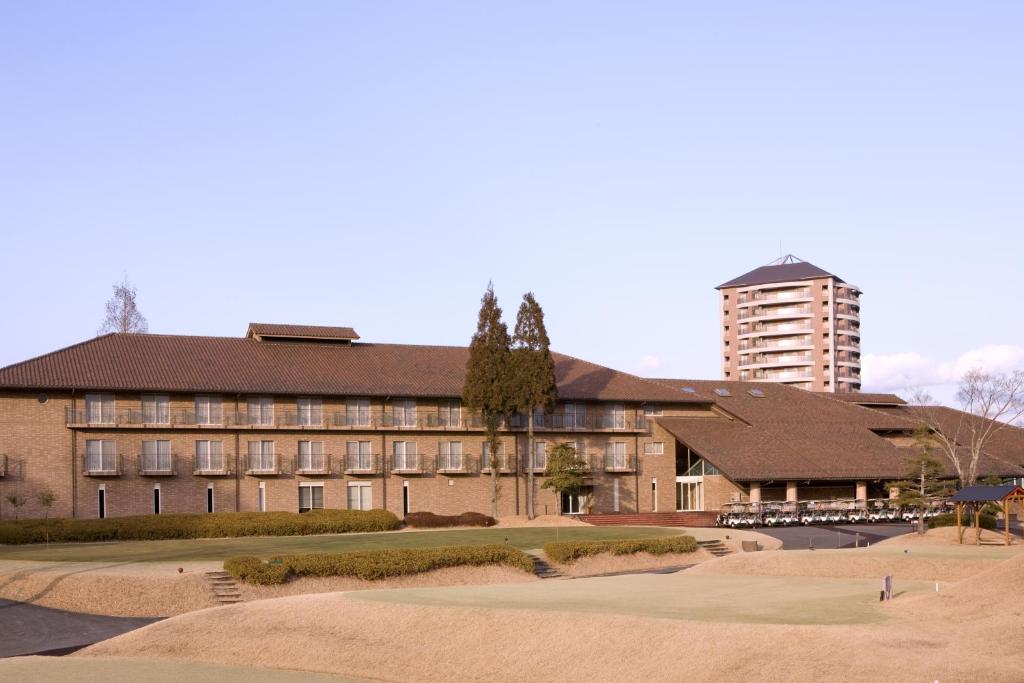 Where to Stay in Sayo: 2 Best Hotels