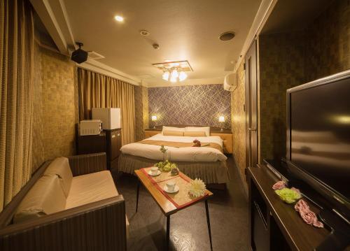 Hotel Renaissance Sendai -Adult Only - Amenities and Services