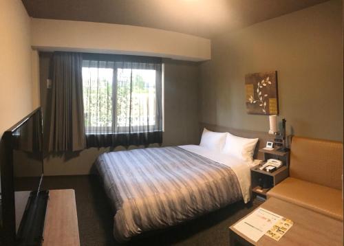 Hotel Route-Inn Nakano - Hotel Overview and Location