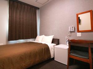 Hotel Trend Fukuyama Ekimae - Room Types and Amenities