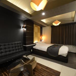 Hotels & Resort Feel - Amenities and Facilities