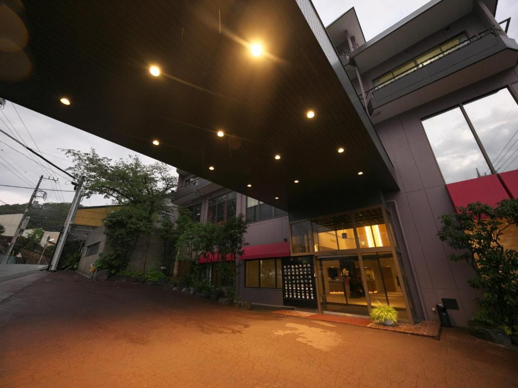 Izu Nagaoka Onsen Hotel Akane Review