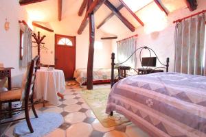 Koyama Inn - Good To Know