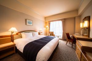 Kure Hankyu Hotel - Hotel Overview
