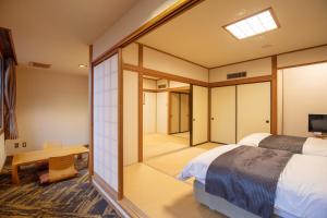 Motosu Phoenix Hotel - Accommodation Options