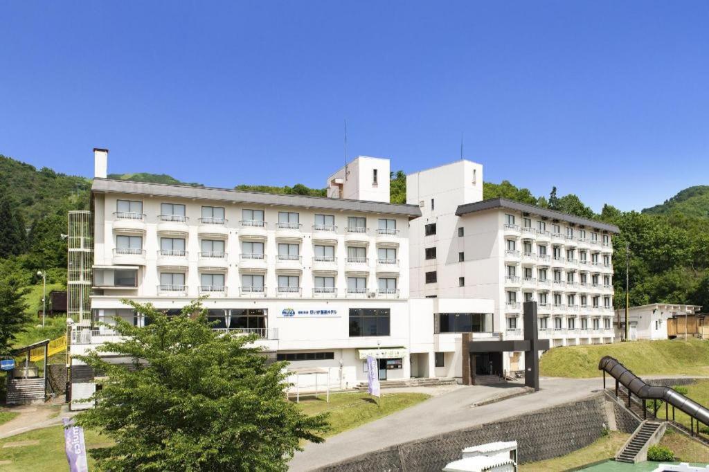 Muika Onsen Hotel - Location and Transportation