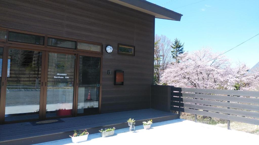 Okunikko Guesthouse JUN Review