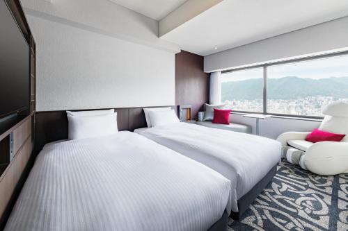 Remm Plus Kobe Sannomiya - Hotel Location and Accessibility