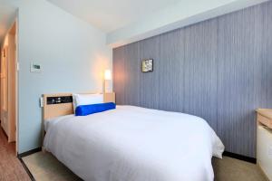 Richmond Hotel Naha Kumoji - Available Amenities and Services
