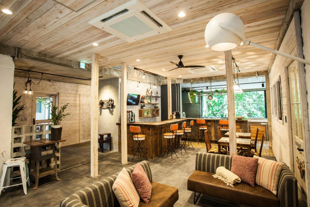 Shirahama Hotel - Hotel Overview and Location