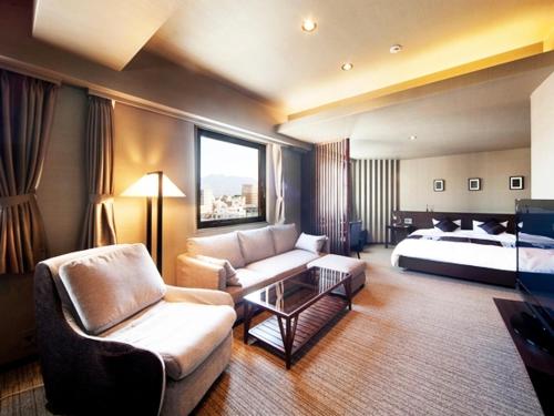 Silk Inn Kagoshima - Accommodations and Amenities