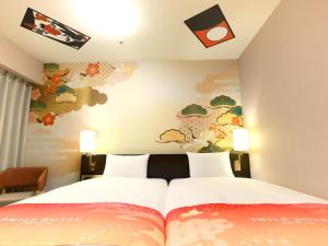 Smile Hotel Premium Kanazawa Higashiguchiekimae - Room Types and Amenities