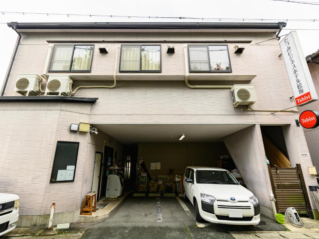 Tabist Tatsumi Business Hotel Matsusaka Review