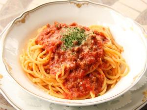 The Italia Ken - Location and Attractions