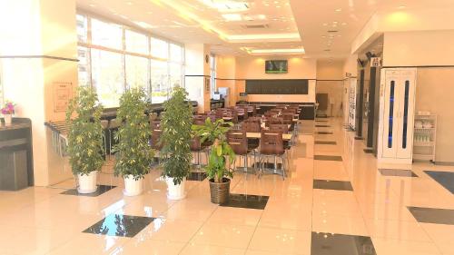 Toyoko Inn Urawa Misono Station East Exit - Dining and Dining Options