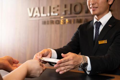 Valie Hotel Hiroshima - Good To Know