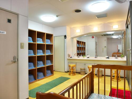 Wisterian Life Club Atami - Good To Know