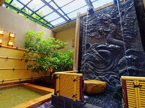 Yamashita Inn - Convenient Location