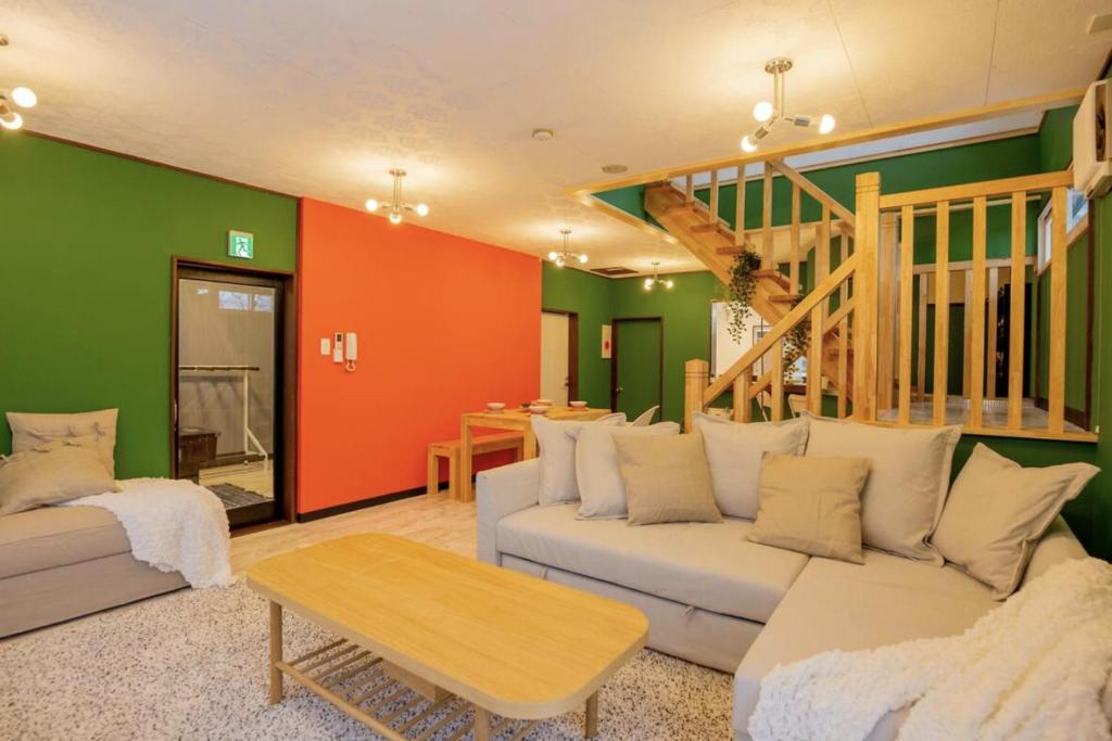 Yuzawa Onsen Lodge 1min to LIFT House Review