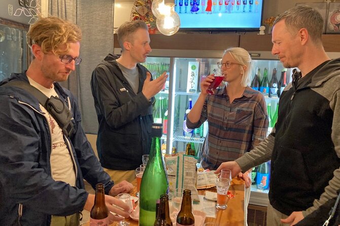 Bouldering, Sake and Food, Local Gem Hiroshima Evening Tour