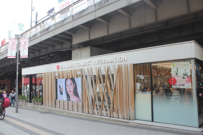 Cultural Private Walking Tour of Shinjuku From Shinjuku - Tour Overview