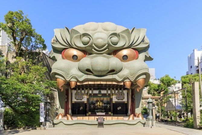 【Local Spots!】Osaka Walking Tour Osaka Castle Shinsekai and Namba