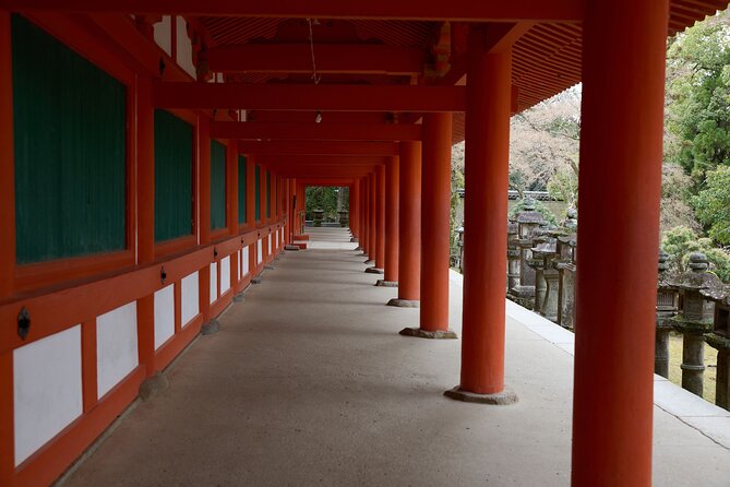 Nara: 1.5 Hour Private Kasuga Taisha Shrine Tour – World Heritage
