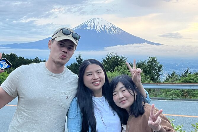 Private Mt. Fuji Catching Fish and BBQ Tour With Hotel Pick up