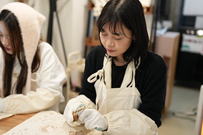 Relaxing Yakusugi Woodworking Experience in Kagoshima - Included Amenities