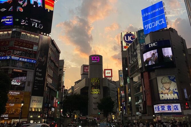 Shibuya and Harajuku Highlights Walking Tour - Meet Your Guide and Explore Harajuku