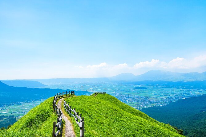 Aso Vocano, Grassland,Onsen and Aso Shrine 1-Day Tour - Meeting and Departure