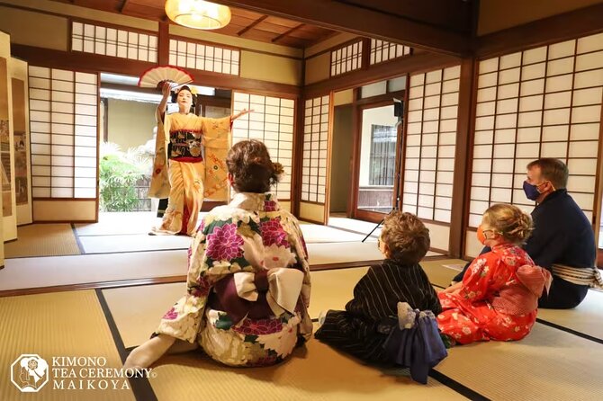 Geisha Show and Ozashikiasobi in Kyoto at a Traditional Machiya - The Photoshoot in Geisha Clothing