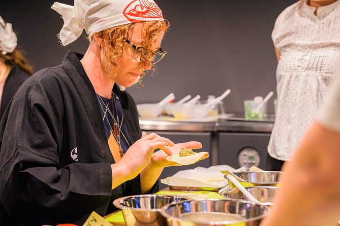 Gyoza Cooking Class in Kyoto: Traditional Japanese Dumplings - Instructor and Class Features