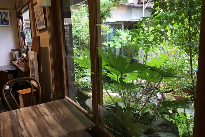 Private Home Visit Style Tour in Yanaka With Local Experience - Meeting and End Points